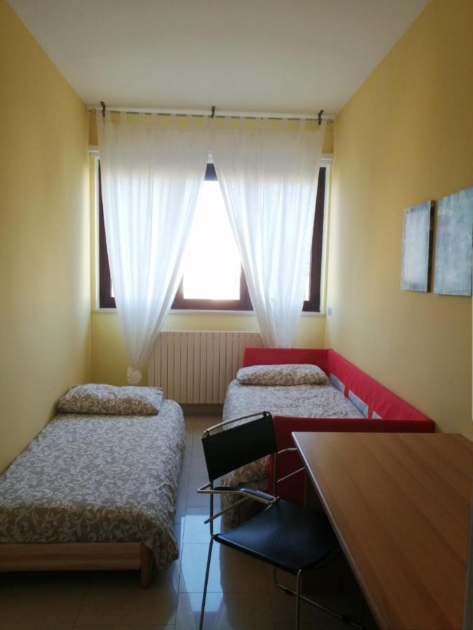 "La Casa Di Mariagrazia" Rooms Con Cucina Condivisa E Terrazza Sammichele Di Bari المظهر الخارجي الصورة