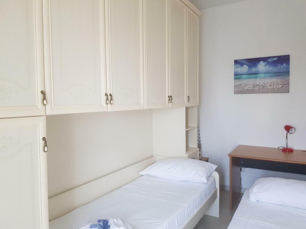 "La Casa Di Mariagrazia" Rooms Con Cucina Condivisa E Terrazza Sammichele Di Bari المظهر الخارجي الصورة